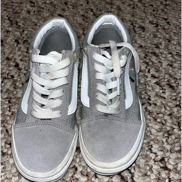 Vans - Picture 3 of 5